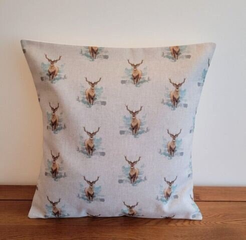 Christmas Cushion Cover , Highland Stag Pillow cover , Stag Pillow , Linen Look Cushion Cover UK 10" 12" 14" 16" 17" 18" 20" 22" 24" 26" - CushionCoverAndDecor