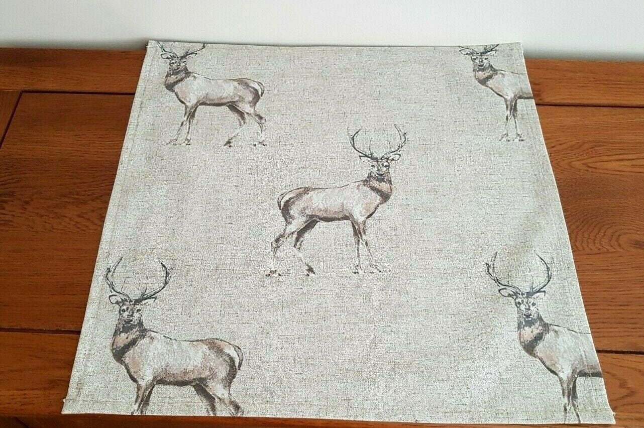 Christmas Fabric Napkins Stags Head , Stags , Wildlife , Red Robin Design 16"x16" Set of 2, 4 , 6 Fryetts 100% Cotton Handmade - CushionCoverAndDecor