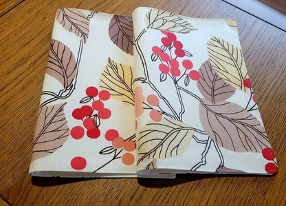 Christmas Fabric Placemats , Christmas Napkins Red Beige Berry Leaf Design 100% Cotton Handmade - CushionCoverAndDecor