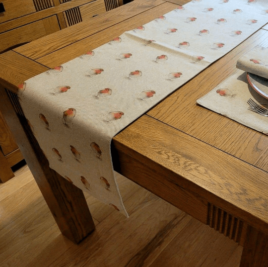 Christmas Robin Festive Table Runner - CushionCoverAndDecor