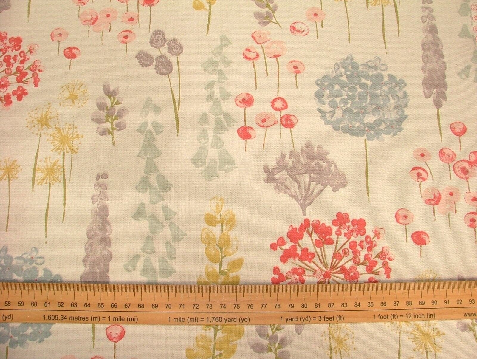 Cushion Cover Dandelion Floral Red Design , Dandelion Pillow Cover 10" 12" 14" 16" 17" 18" 20" 22" 24" 26" Handmade 100% Cotton - CushionCoverAndDecor