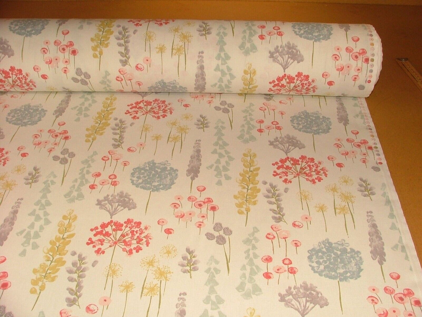 Cushion Cover Dandelion Floral Red Design , Dandelion Pillow Cover 10" 12" 14" 16" 17" 18" 20" 22" 24" 26" Handmade 100% Cotton - CushionCoverAndDecor