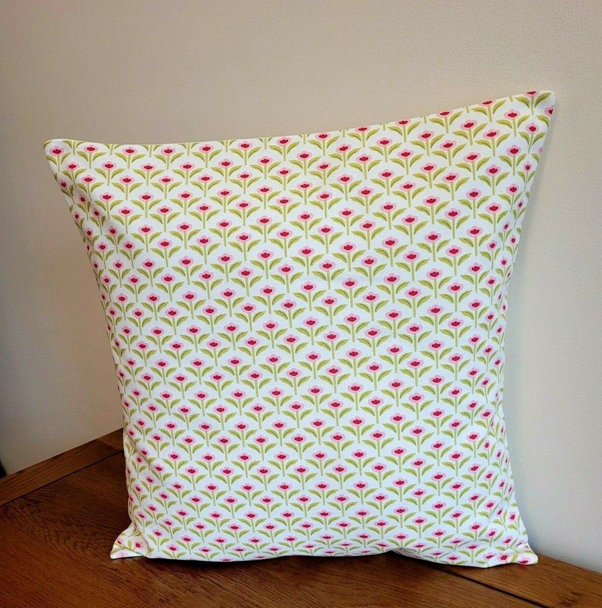 Cushion Cover iLiv Pink Green Posy Chintz Floral Design 10" 12" 14" 16" 17" 18" 20" 22" 24" 26" 100% Cotton Handmade - CushionCoverAndDecor