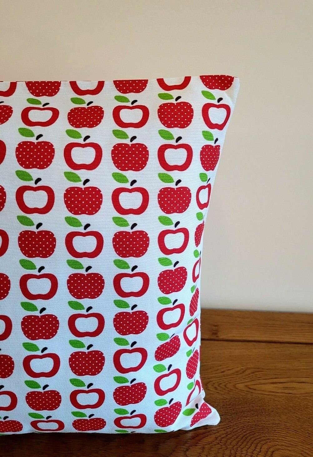 Cushion Cover Red Apple Gren Leaf 10" 12" 14" 16" 17" 18" 20" 22" 24" 26" Design Handmade - CushionCoverAndDecor