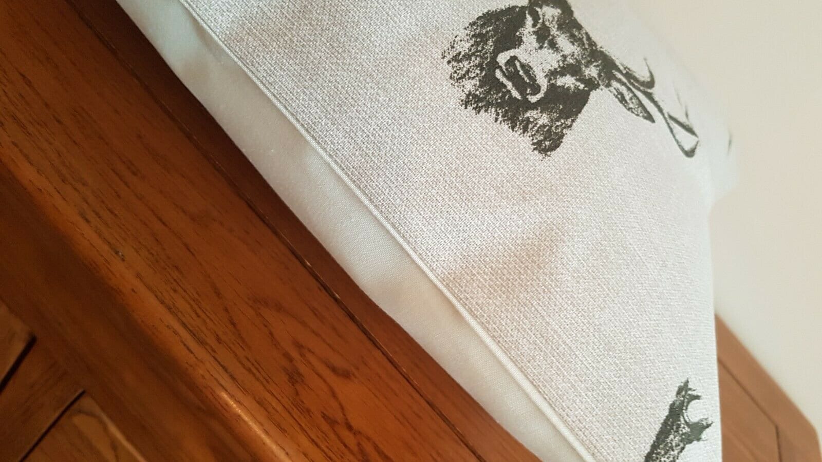 Cushion Cover Stags Head Rustic Taupe Beige Design , Christmas Pillow Cover 10" 12" 14" 16" 17" 18" 20" 22" 24" 26" Handmade 100% Cotton - CushionCoverAndDecor