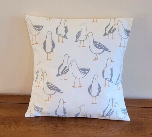Decorative Cushion Pillow Cover Seagull Laridae Natural White ,Nautical Marine Seaside Design 10" 12 " 14" 16" 17" 18" 20" 22" 24" 26" - CushionCoverAndDecor
