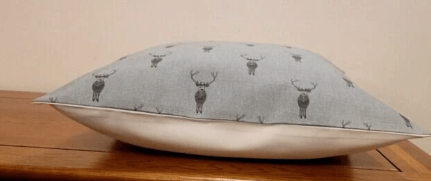 Sophie Allport Highland Stag Cushion Cover - CushionCoverAndDecor