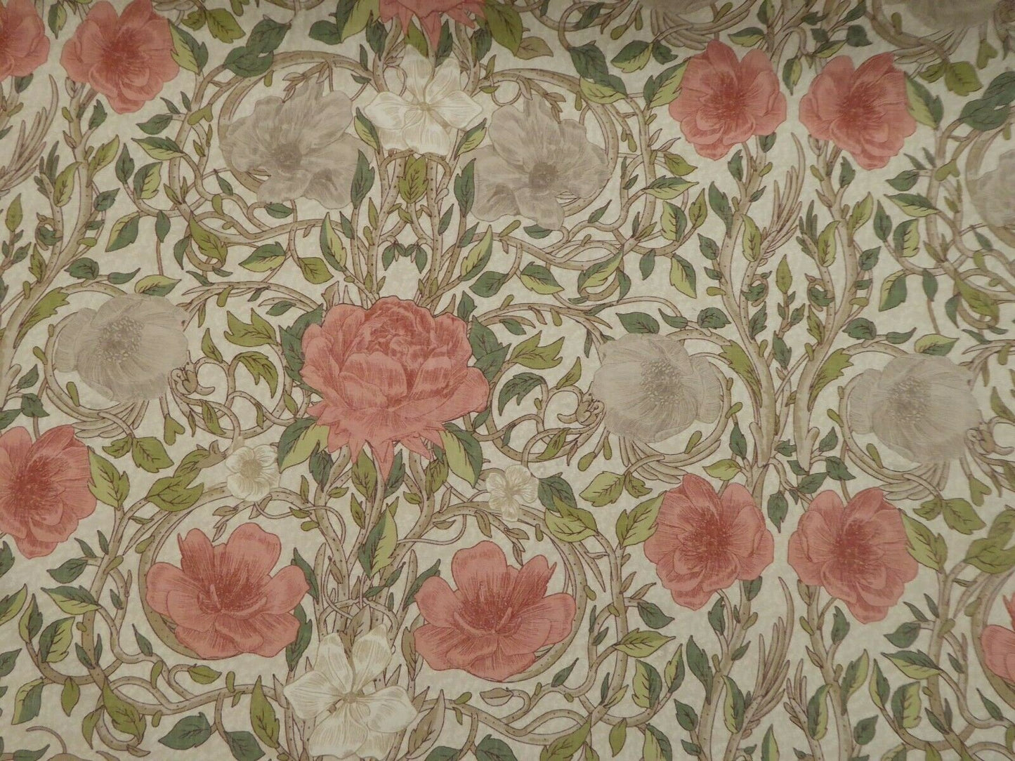 William Morris Floral Ophelia Tablecloth - CushionCoverAndDecor
